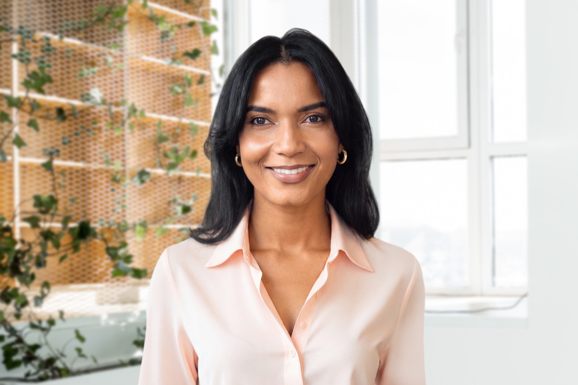 Portrait of Laury Montes, PMHNP
